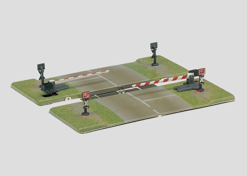 Z, Railroad Crossing Gates with Half Gates