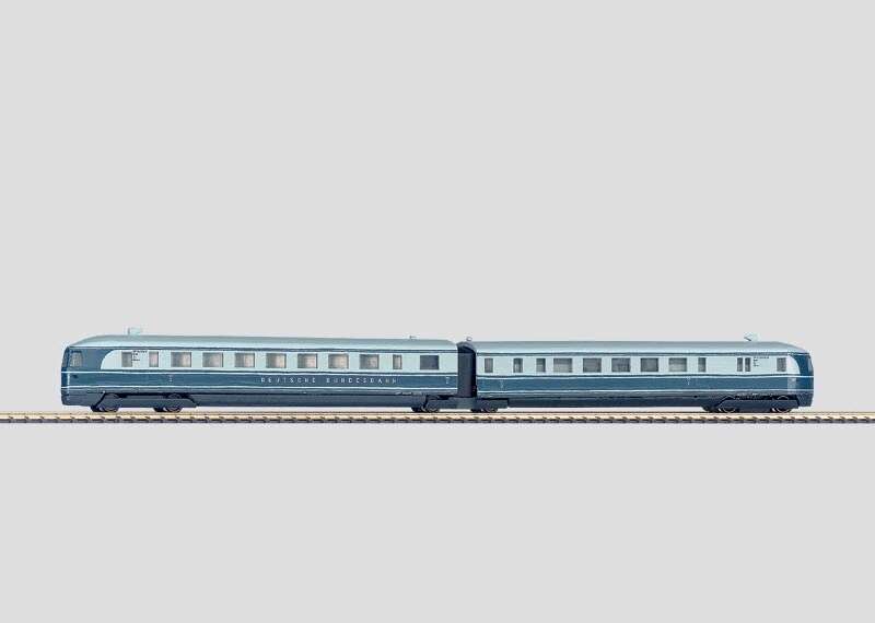 BR SVT 04 DB Diesel Express Rail Car.