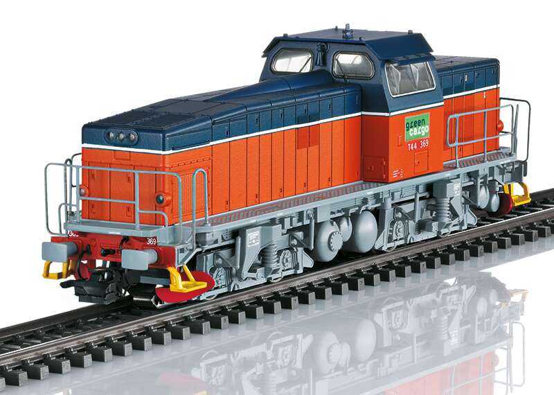 Class T44 Heavy Diesel Locomotive
