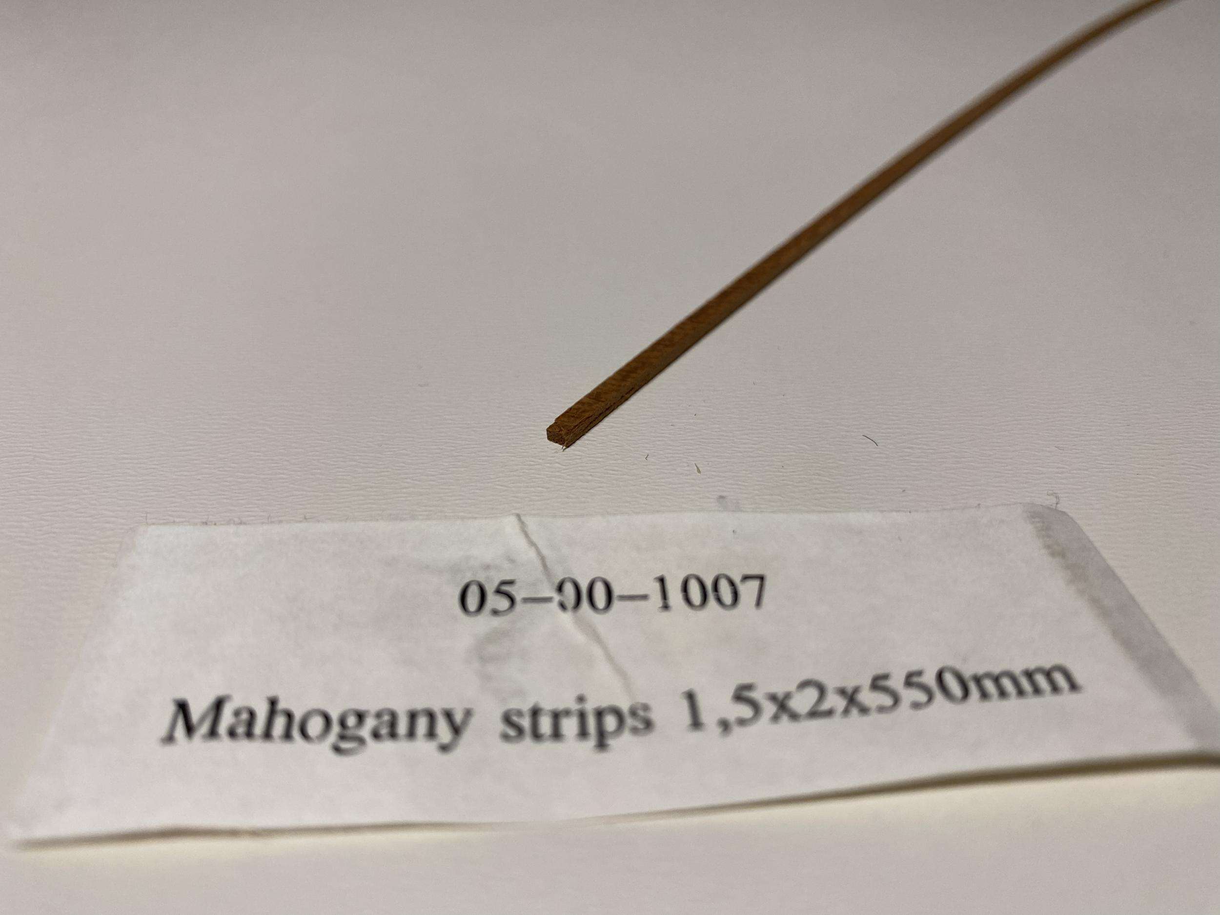 Billing, Mahogany strip 1,5x2x550mm