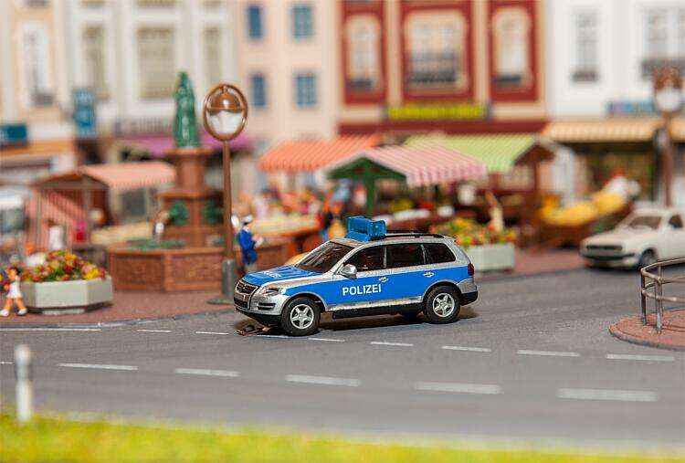 FC VW Touareg Police (WIKING)