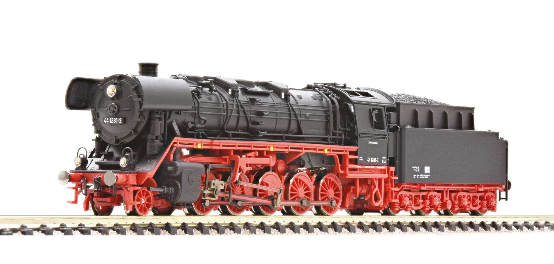 Steam locomotive class 44, DR