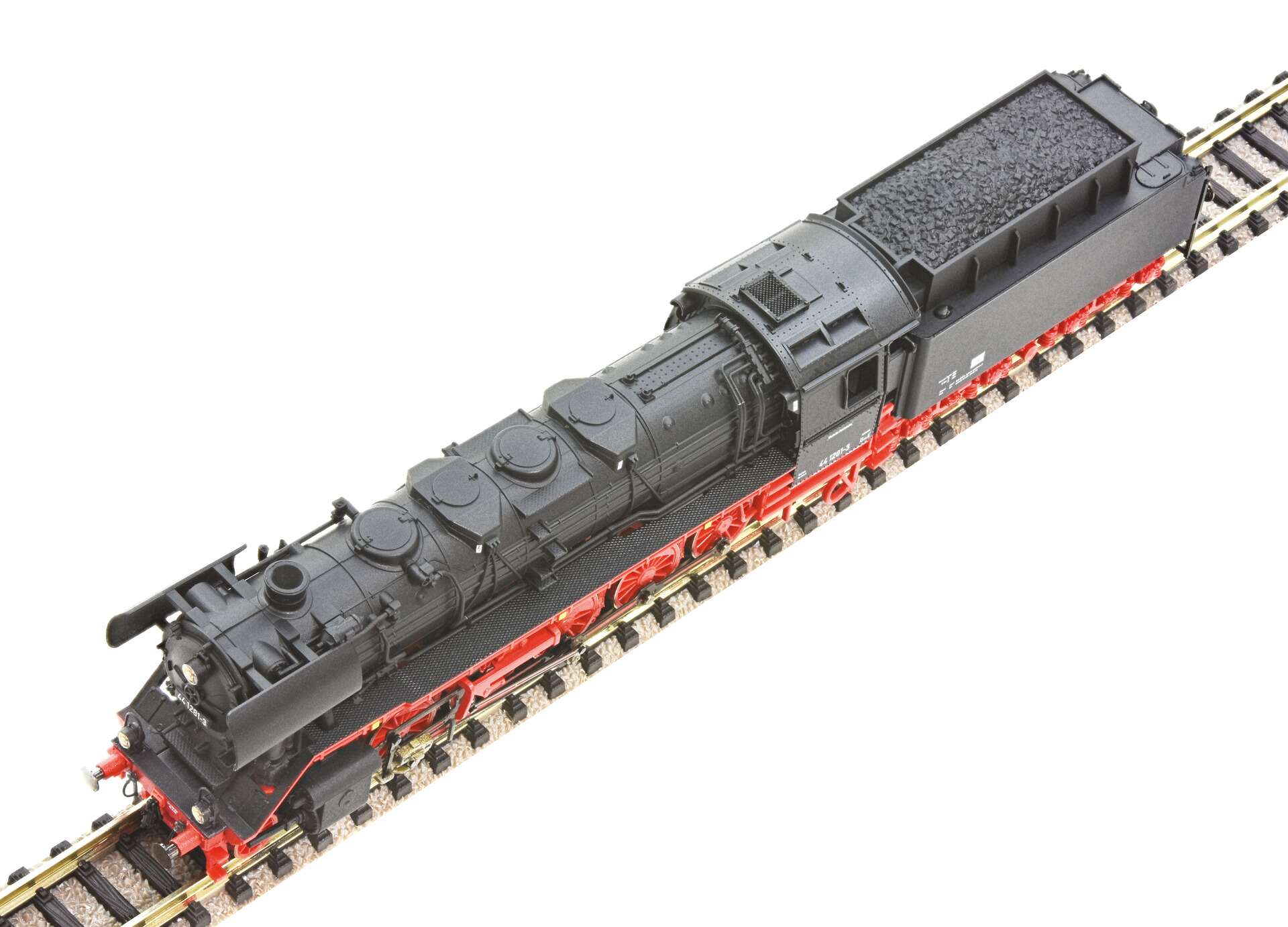 Steam locomotive class 44, DR