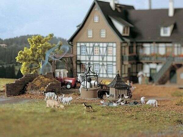 Farmyard accessories