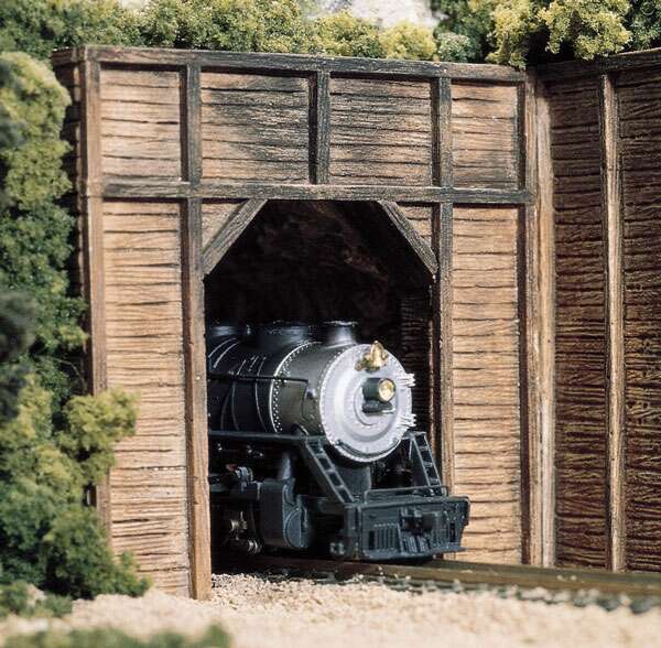 Woodland Timber Single Portal - HO Scale