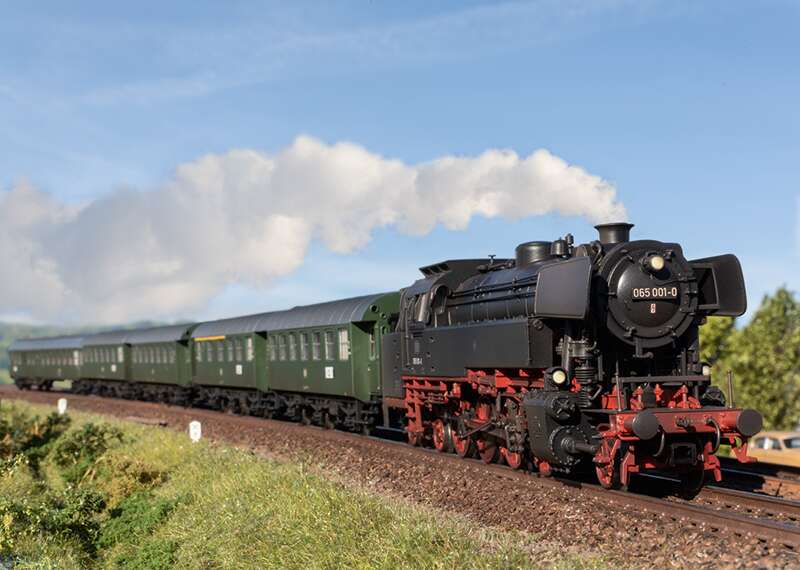 Class 065 Steam Locomotive