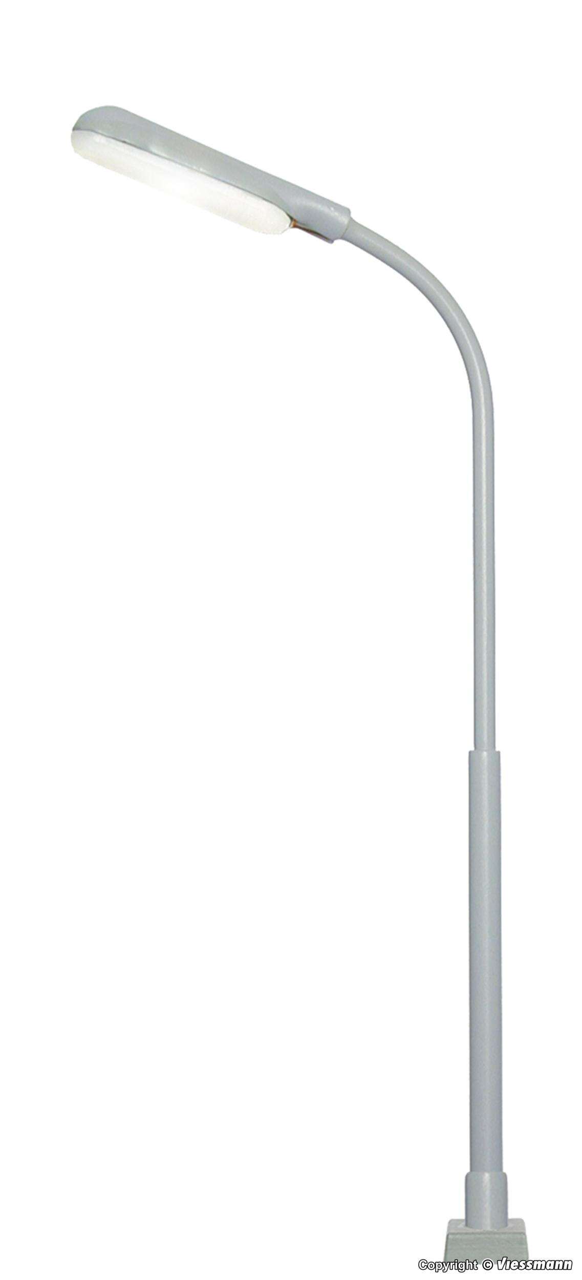 H0 Whip street light with plug-in socket, LED white