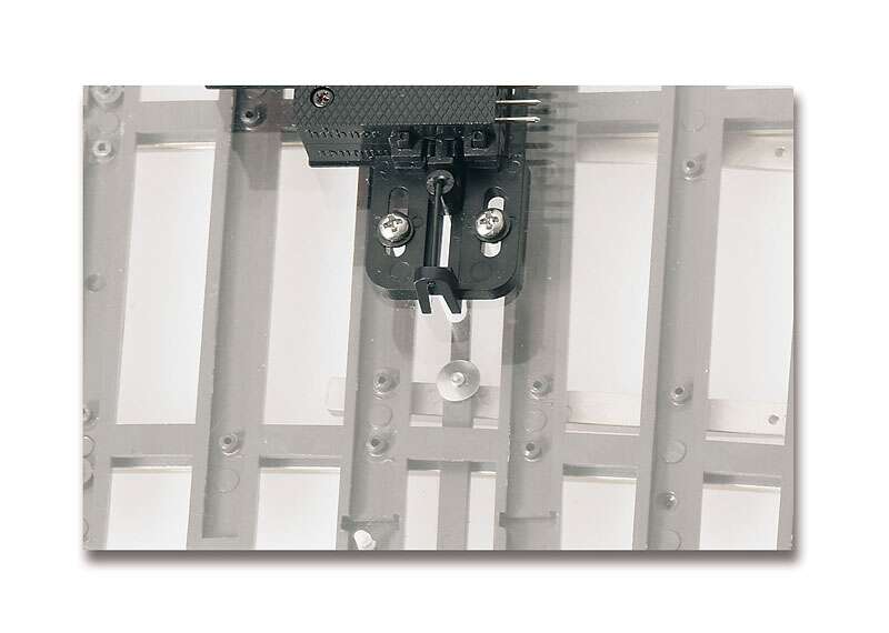 Conversion Set for Below-Baseboard Mechanism