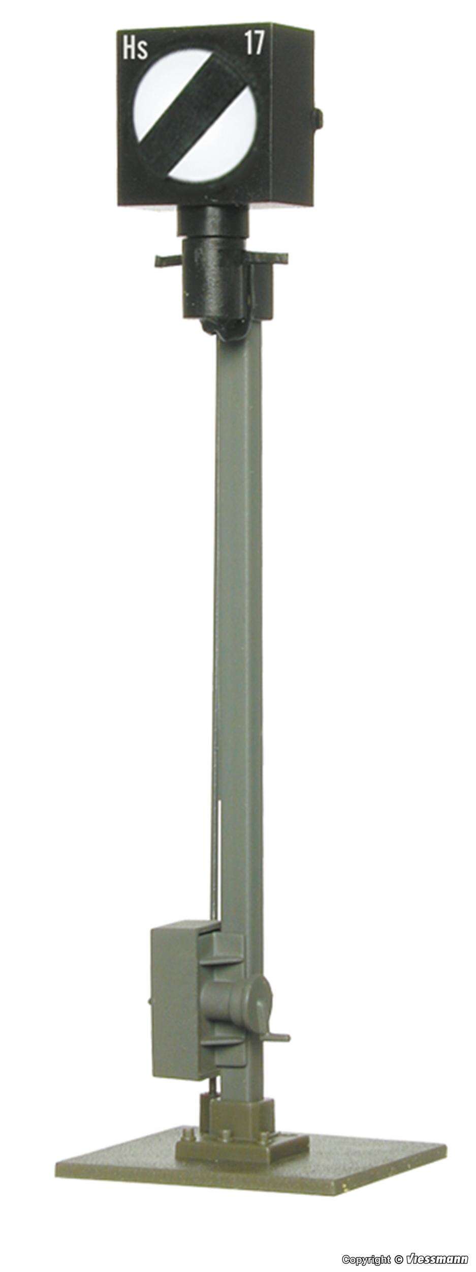 H0 Semaphore stop signal with flange socket