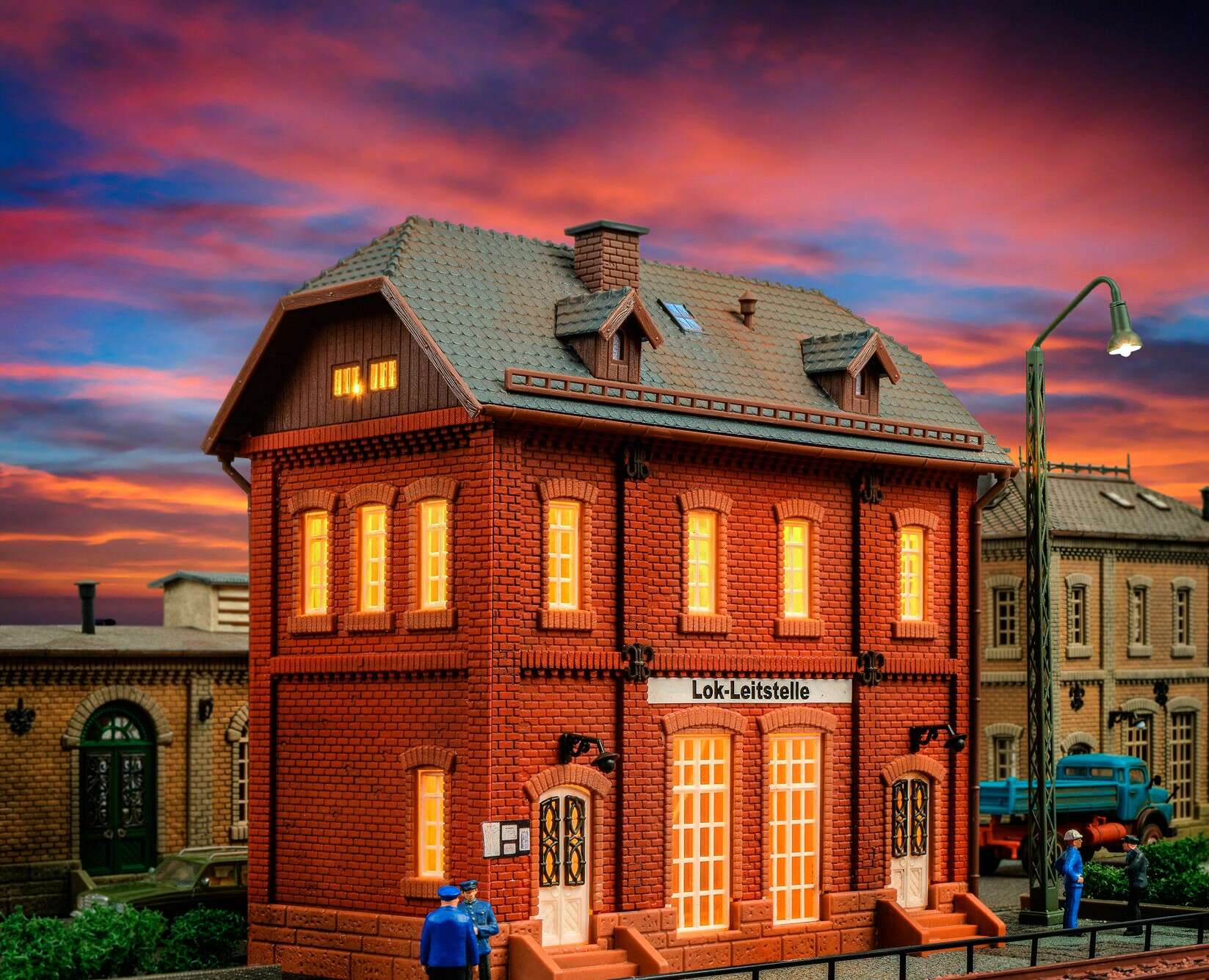 Loco control station