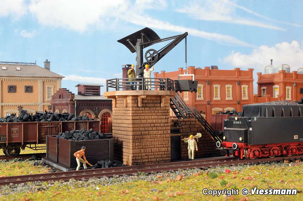 Coaling facility with crane