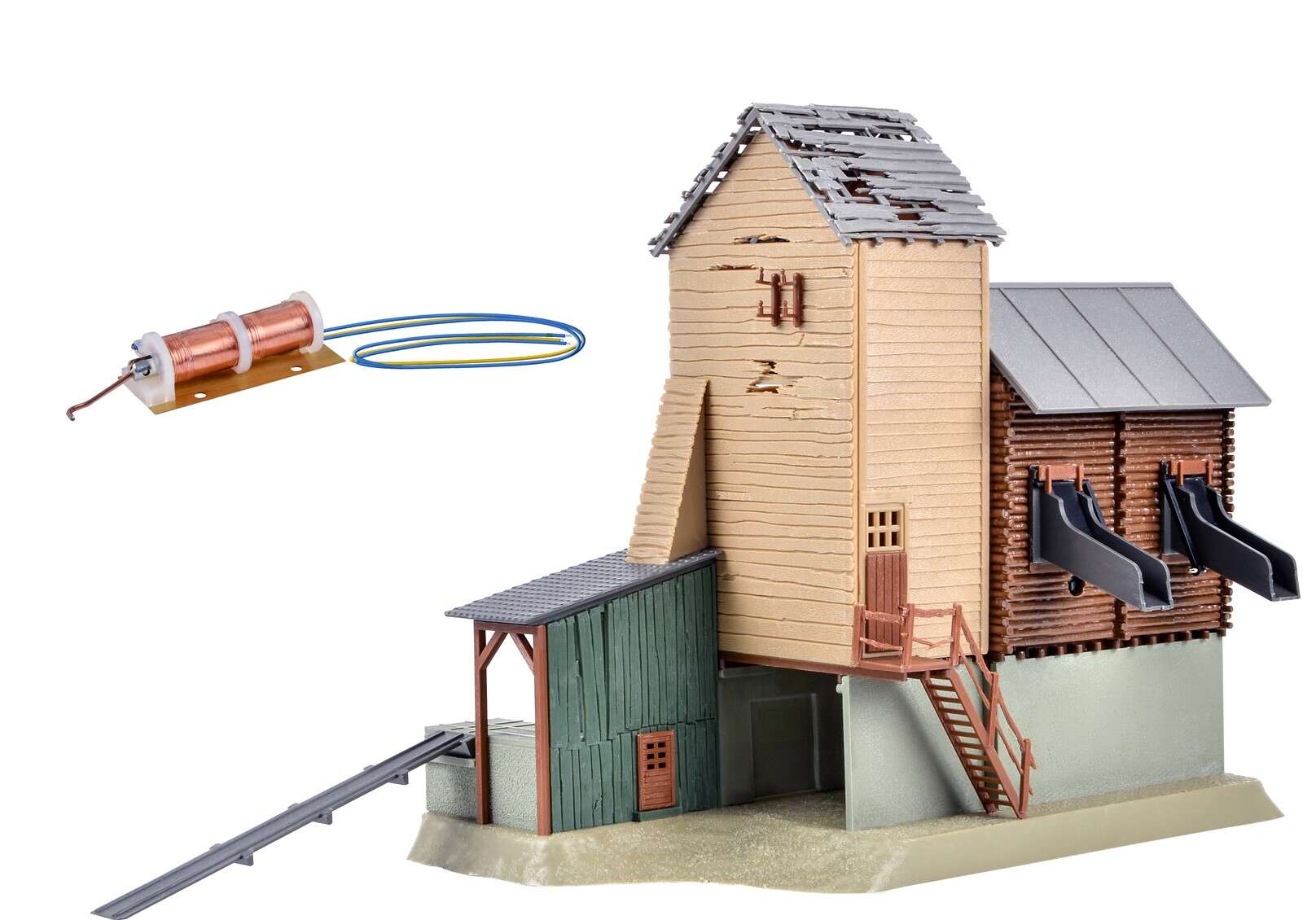 Gravel loader with driven locking flaps