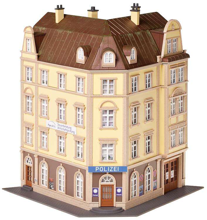 Goethestraße Police station