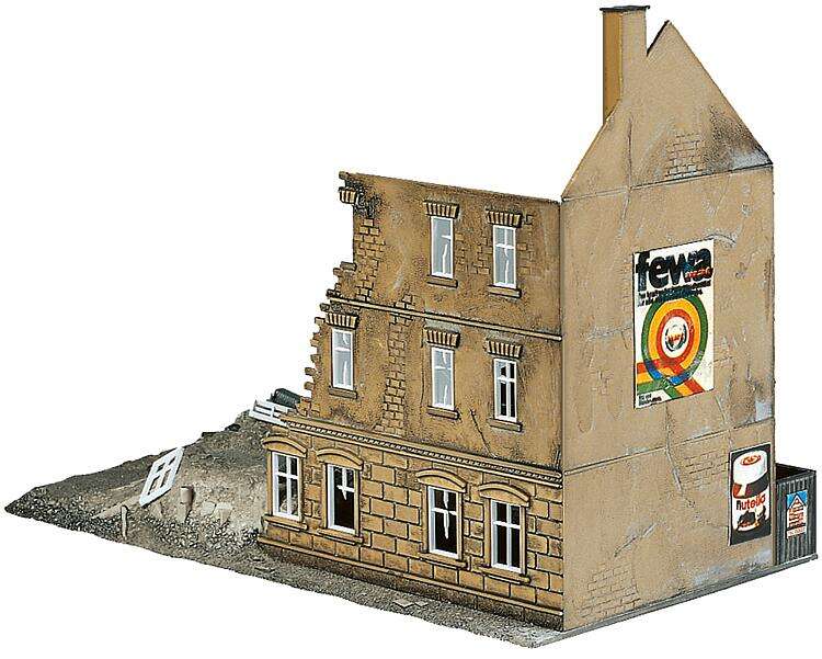 Town house under demolition