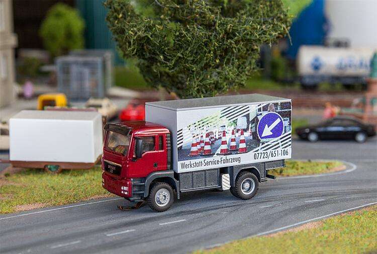 Truck MAN TGS Repair Shop Service Truck (HERPA/RIETZE)