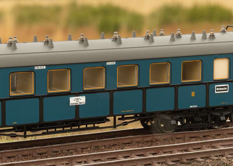 K.Bay.Sts.B. Express Train Passenger Car Set