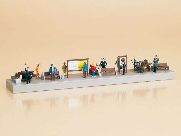 Figurer og utstyr til perrongen