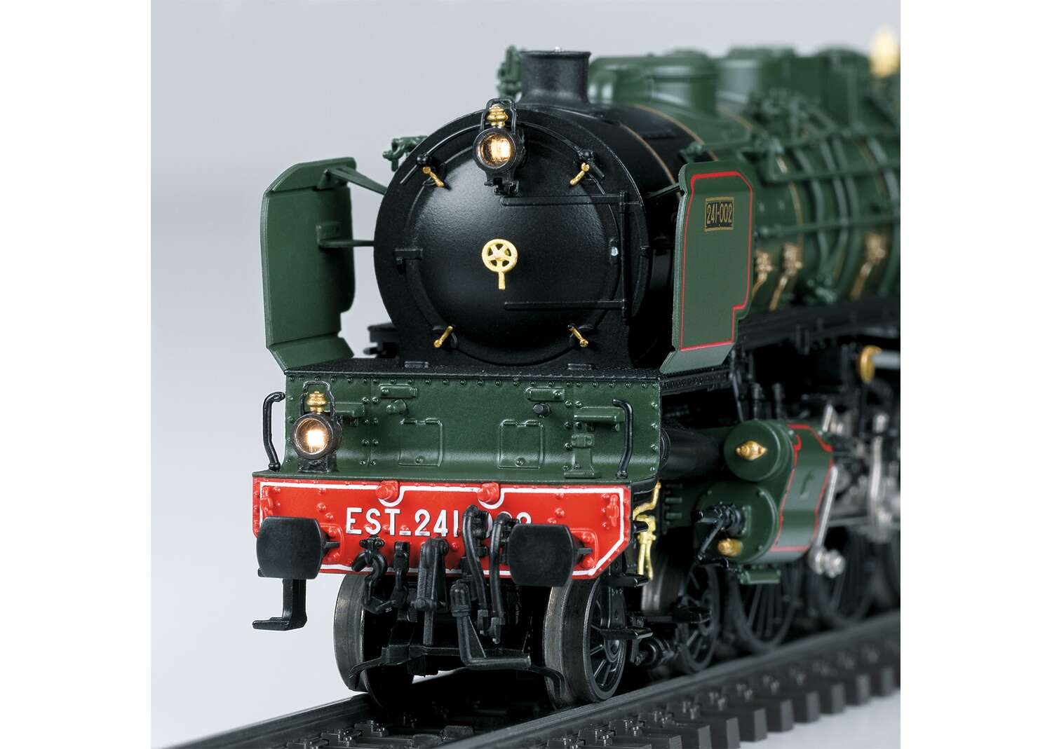 EST Class 13 Express Train Steam Locomotive