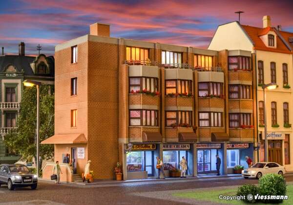 Apartement and business building