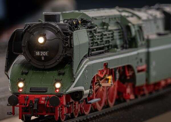 Steam Locomotive, Road Number 18 201
