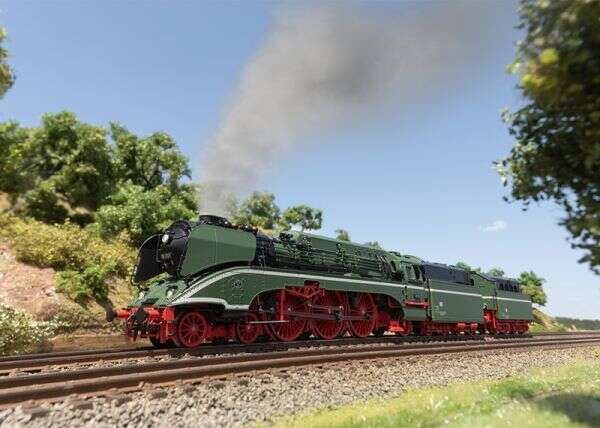 Steam Locomotive, Road Number 18 201