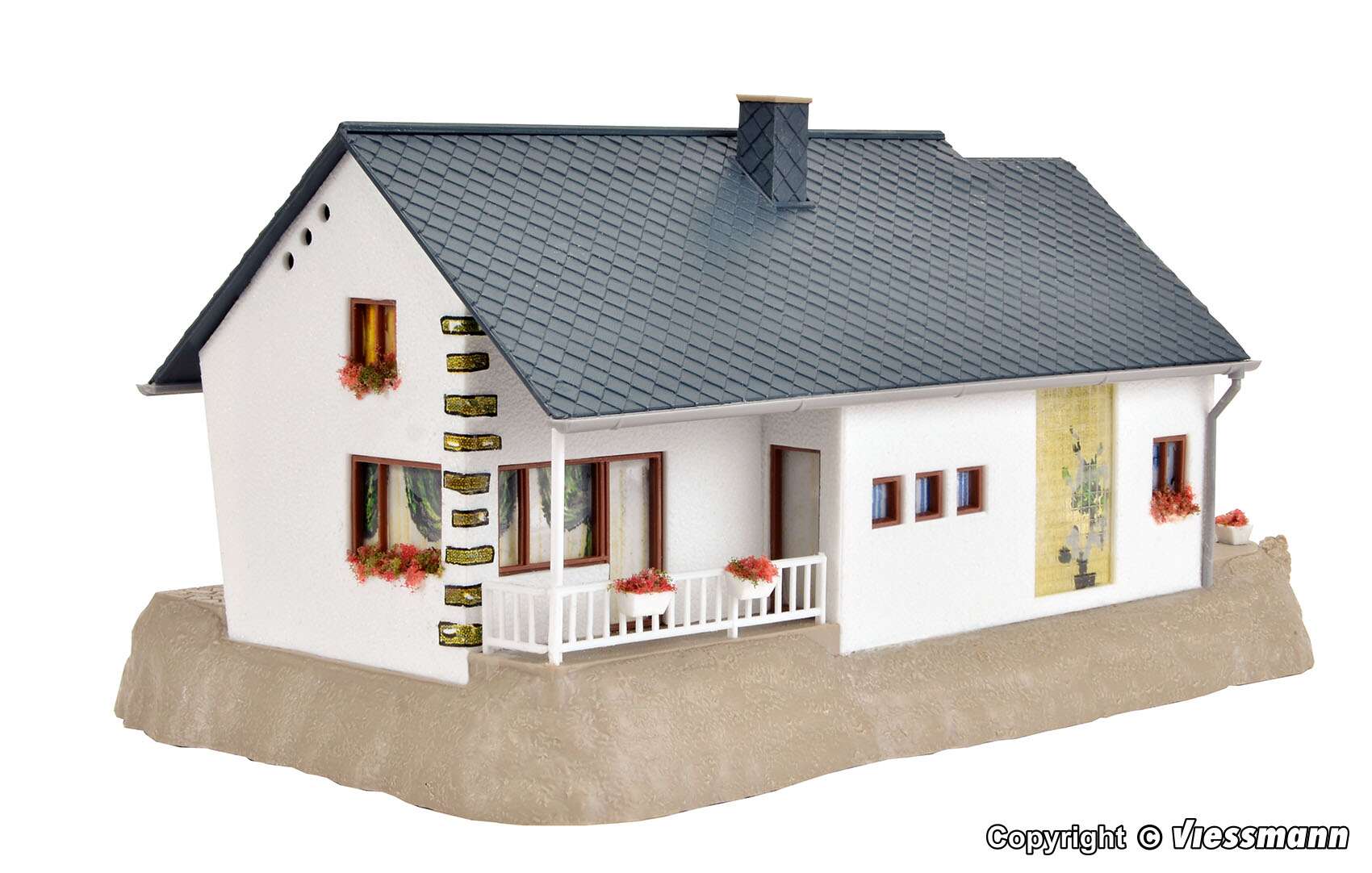 House by the lake, shore