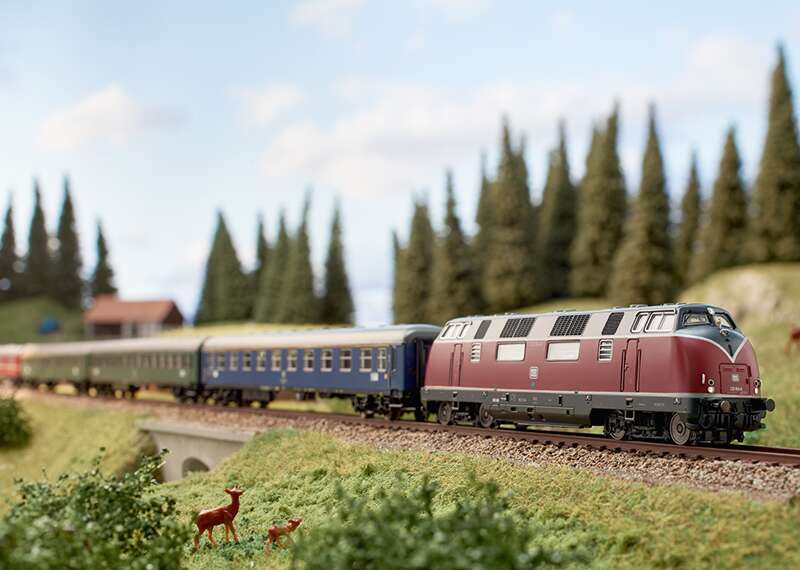 Class 220 Diesel Locomotive