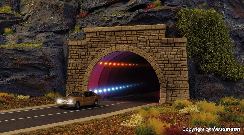 Road tunnel classic, with LED mirroring- and depth effect