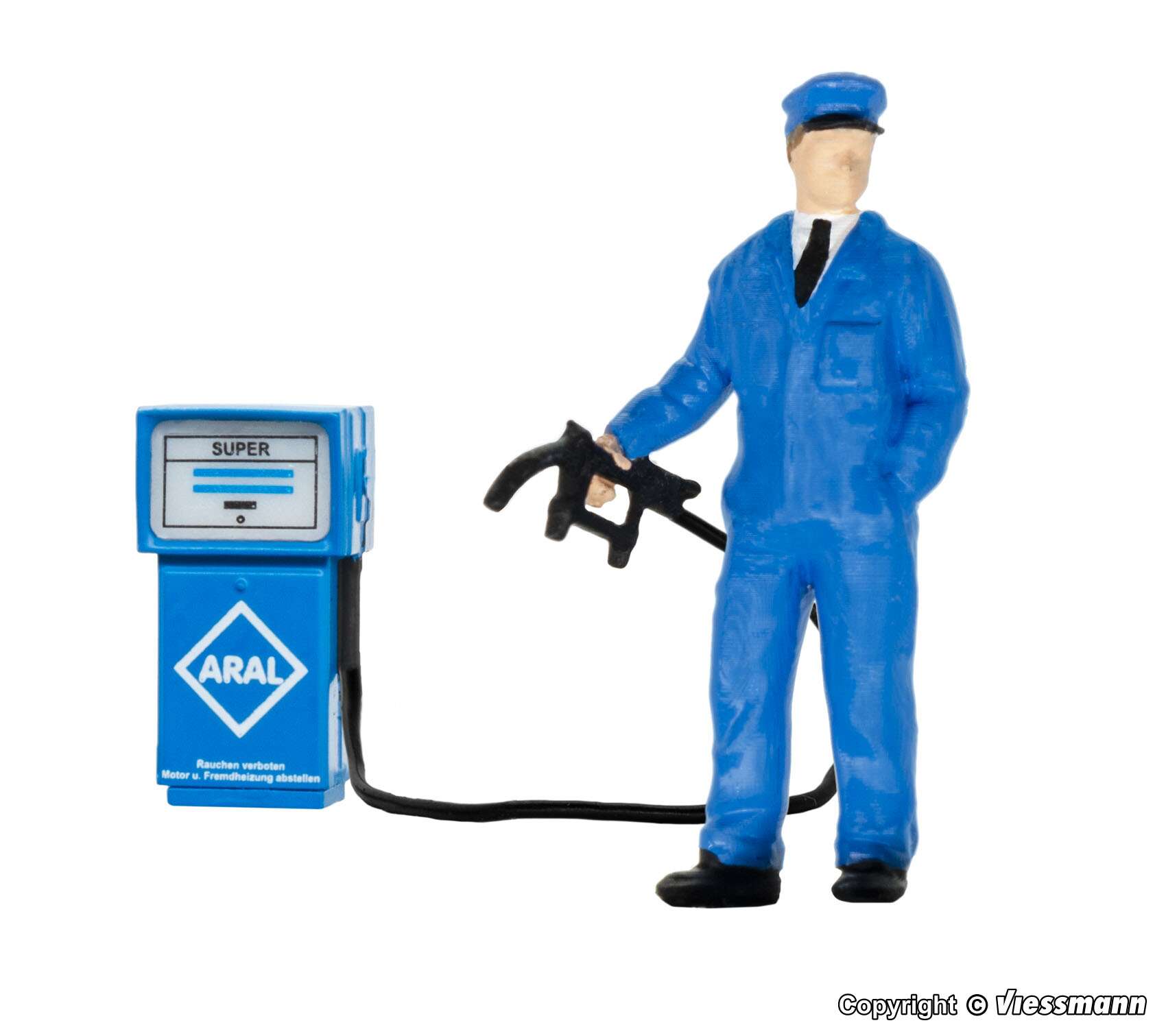 Petrol station attendant, moving