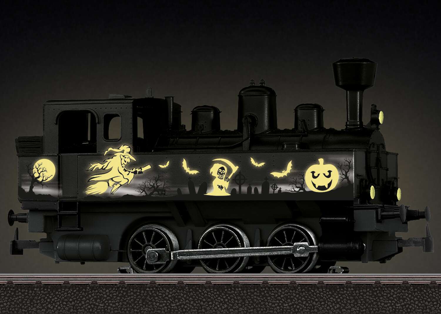 Märklin Start up – Halloween Steam Locomotive – Glow in the Dark