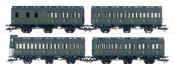 Set with 4 Compartment Cars