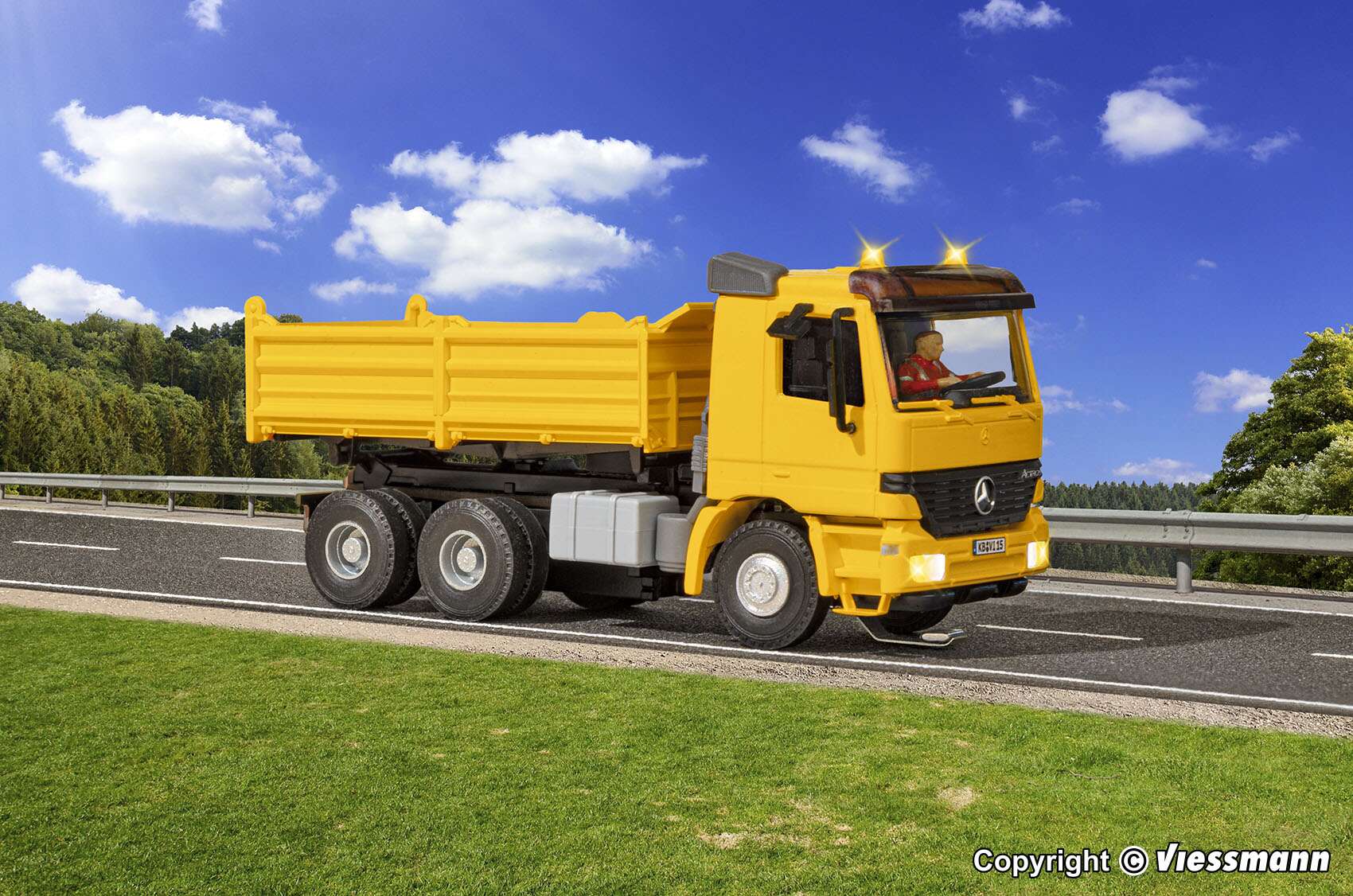 MB ACTROS 3-axle dump truck with rotating flashing lights, yellow, basic, functional model