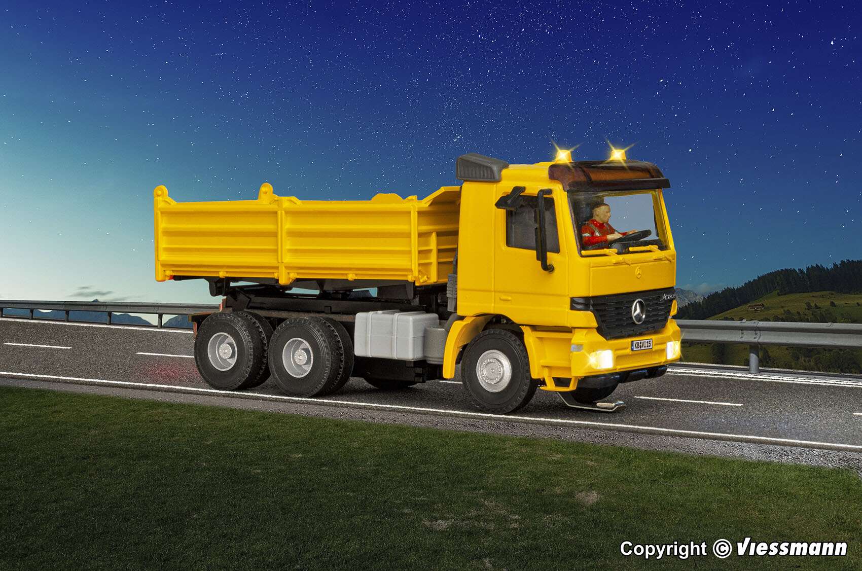 MB ACTROS 3-axle dump truck with rotating flashing lights, yellow, basic, functional model