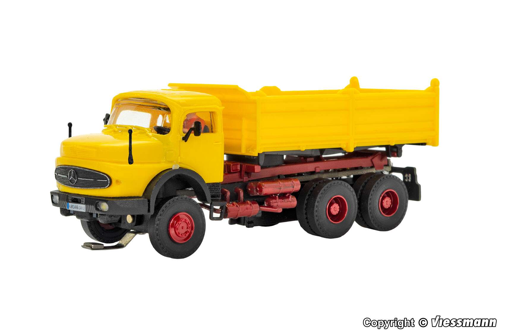 MB round bonnet 3-axle dump truck, basic, functional model