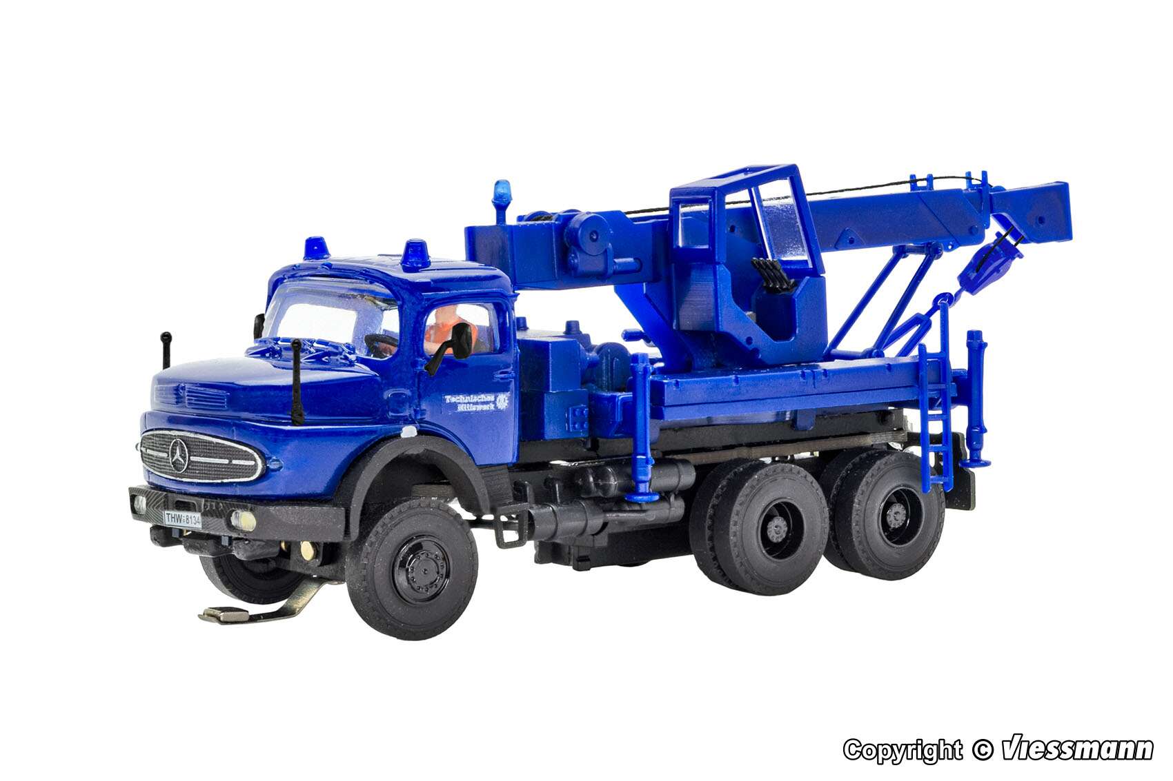 THW MB round bonnet 3-axle recovery crane with rotating flashing lights