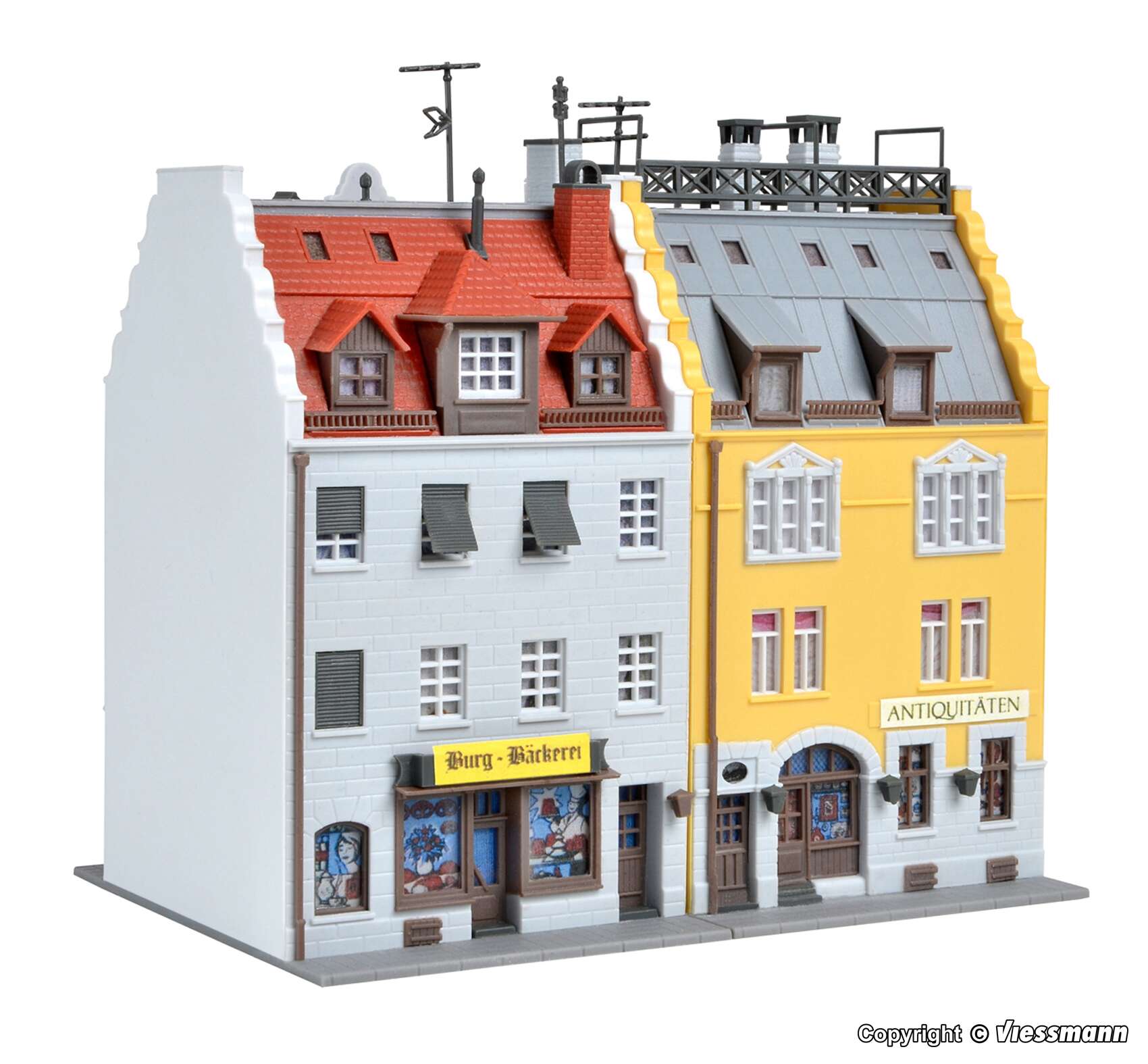 City houses around 1900, 2 pieces