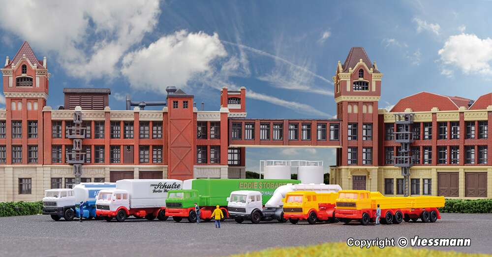 Trailer trucks, 6 pieces