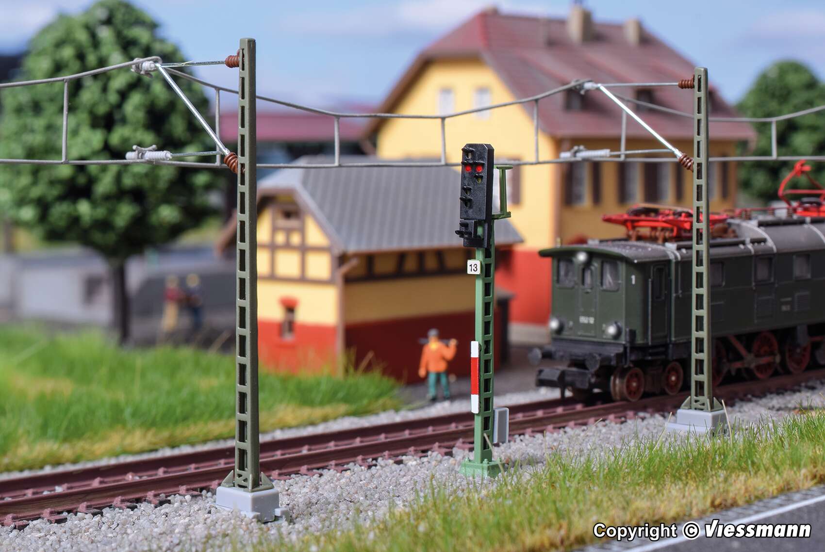 N Colour light departure signal