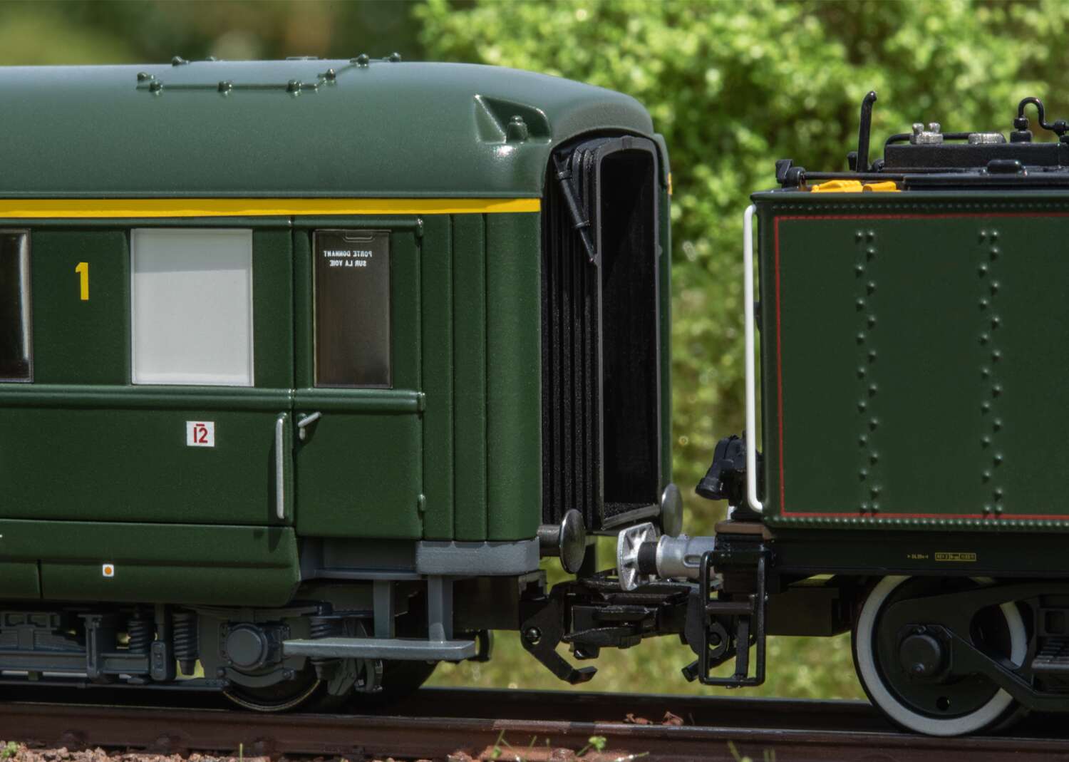 SNCF Passenger Car Set