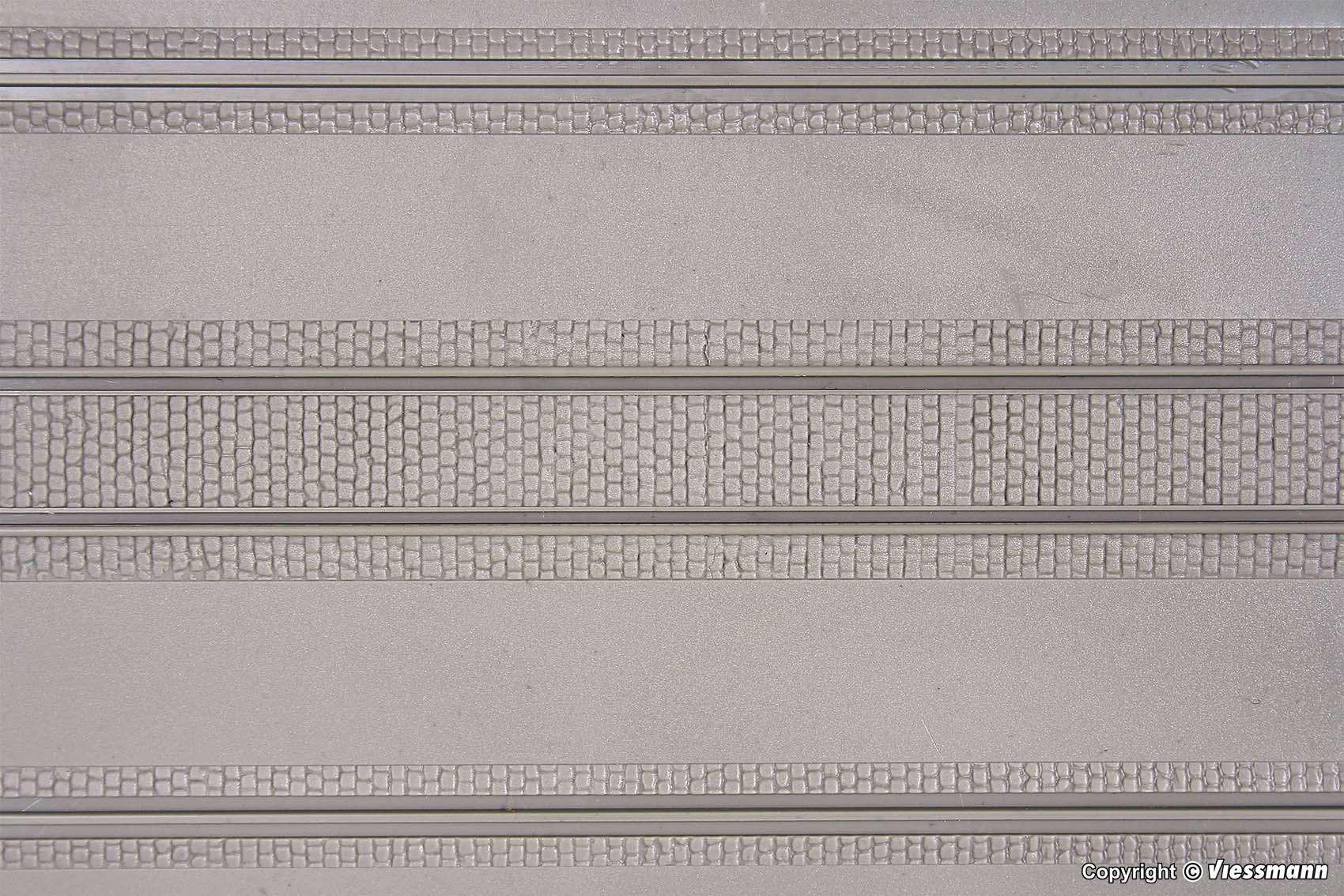 Railway paving for dockyard and crane