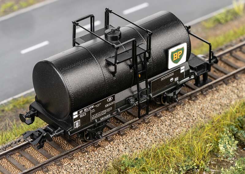 BP Old-Timer Tank Car