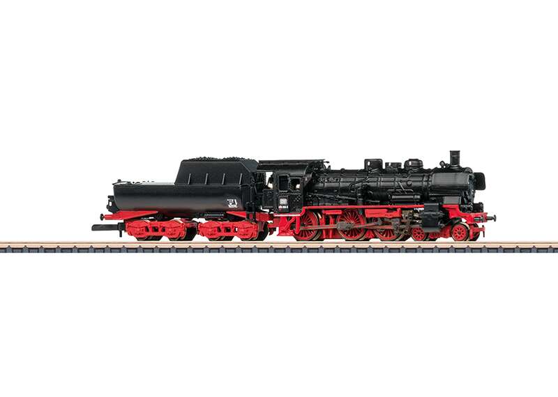 Class 038 Steam Locomotive with a Tub-Style Tender
