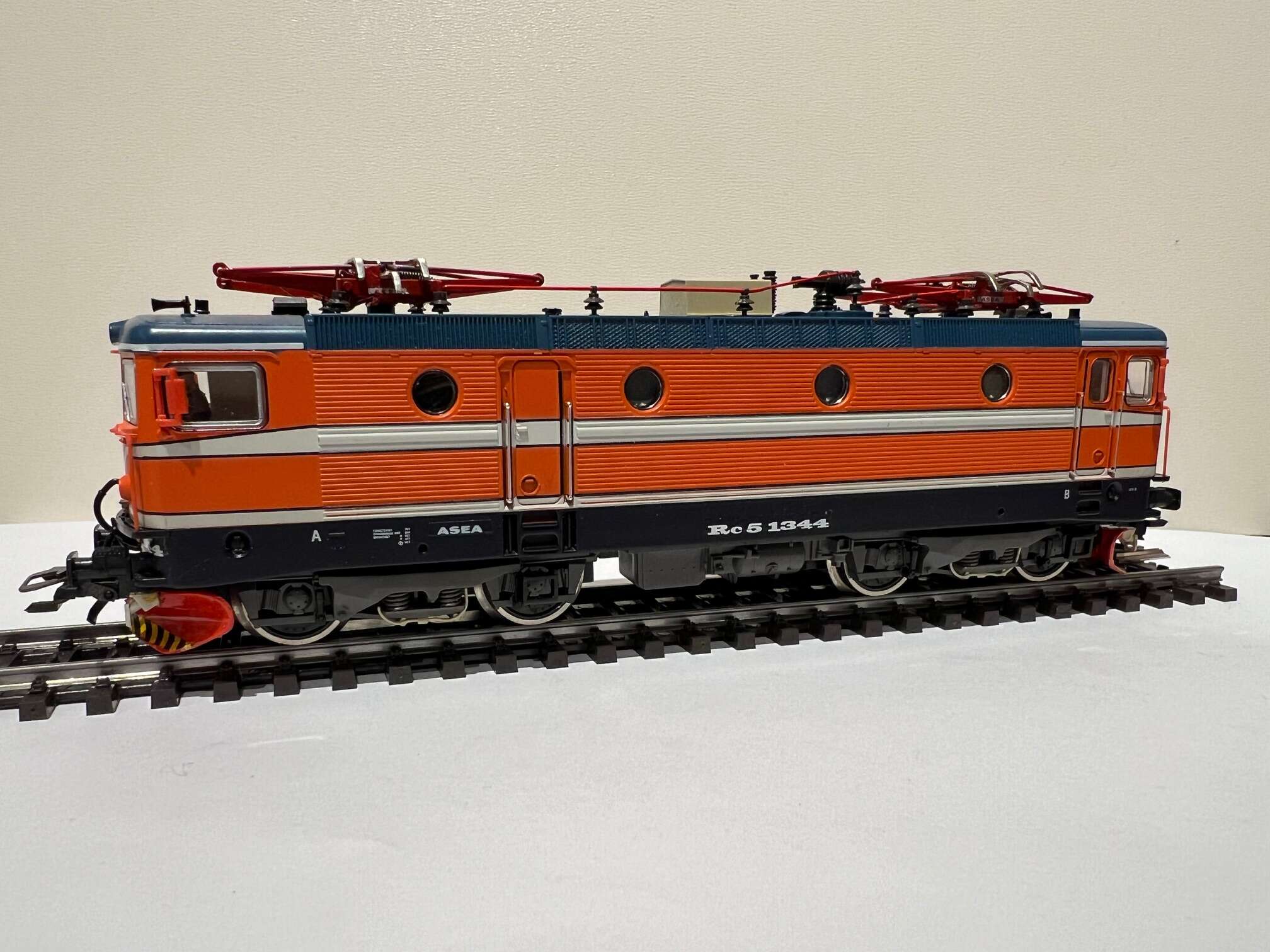 SJ RC5 1344 AC Digital