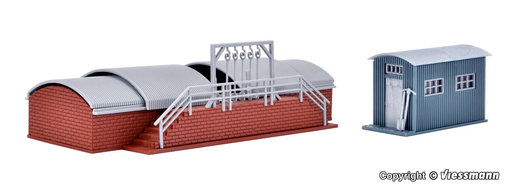 Sand bunker with quonset hut