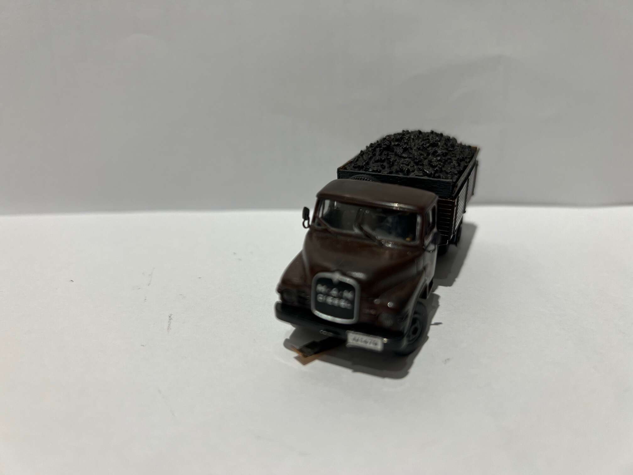 MAN 635 Short bonnet lorry (BREKINA)