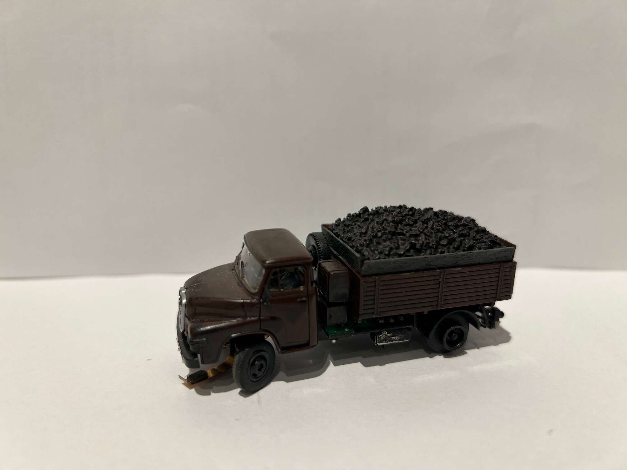 MAN 635 Short bonnet lorry (BREKINA)