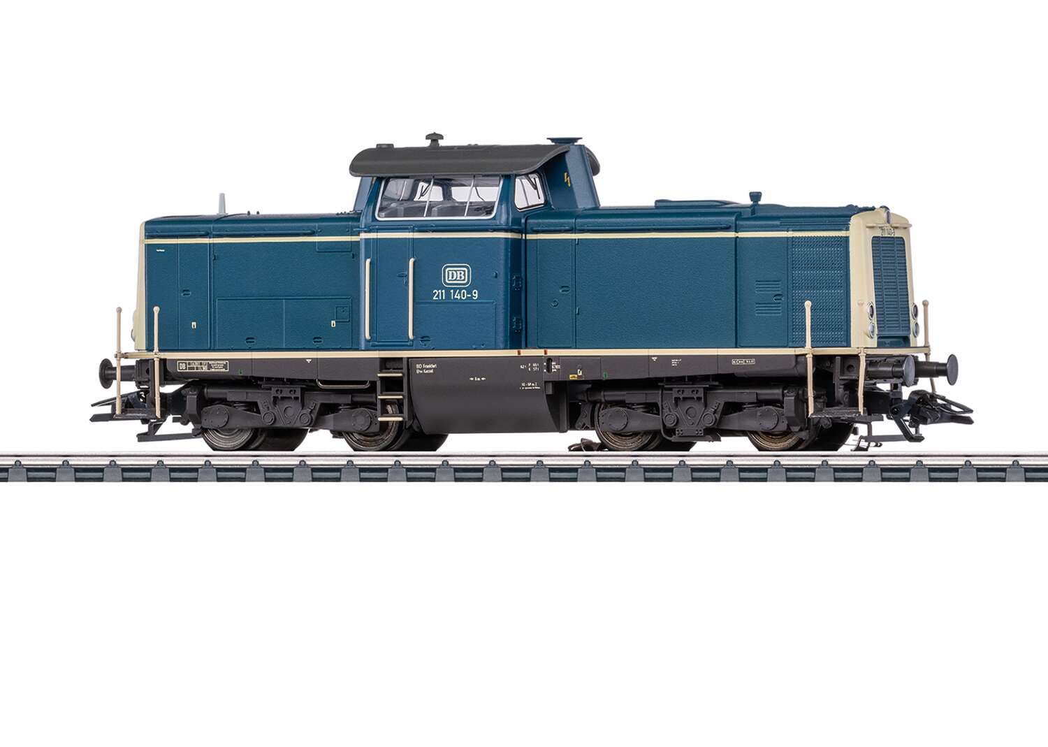 Class 211 Diesel Locomotive