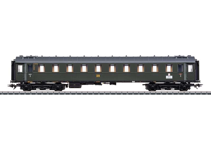 Express Train Car for the Class 19.0 Steam Locomotive "Saxon Pride"