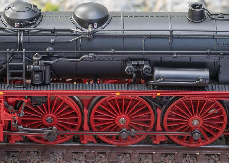 "Saxon Pride" Class 19.0 Steam Locomotive