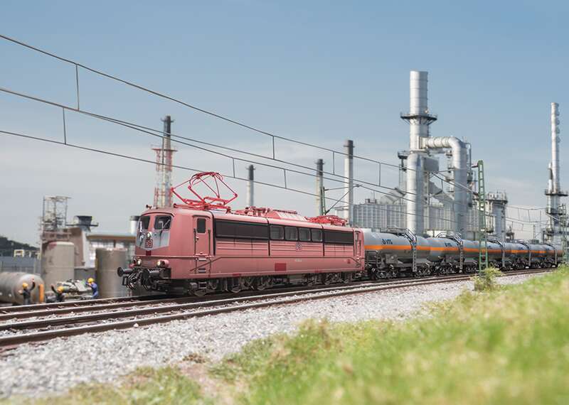 Class 151 Electric Locomotive
